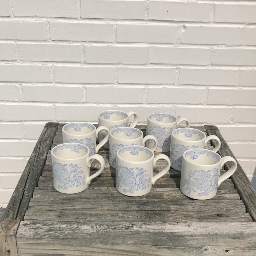 set of 8 mugs cups china